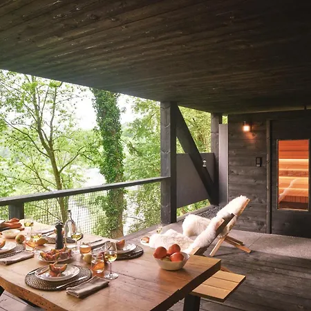 Hutstuf The Eagle & Private Outdoor * ラ・ロシュ・アン・アルデンヌ