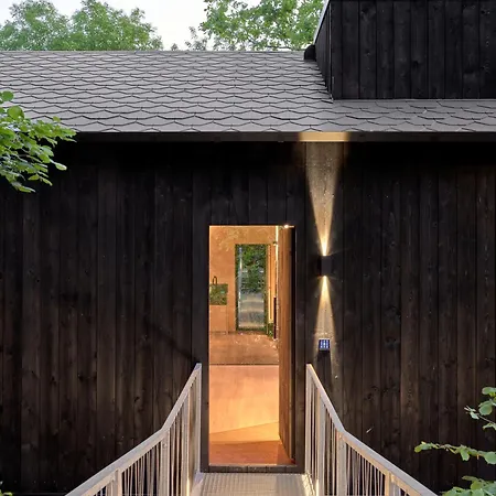 Hutstuf The Eagle & Private Outdoor * 라로셰안알데네