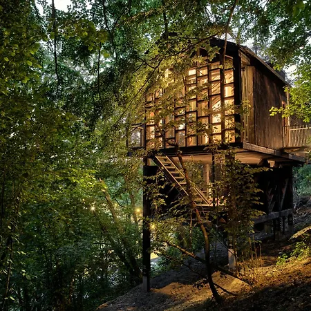 Hutstuf The Eagle & Private Outdoor * 라로셰안알데네