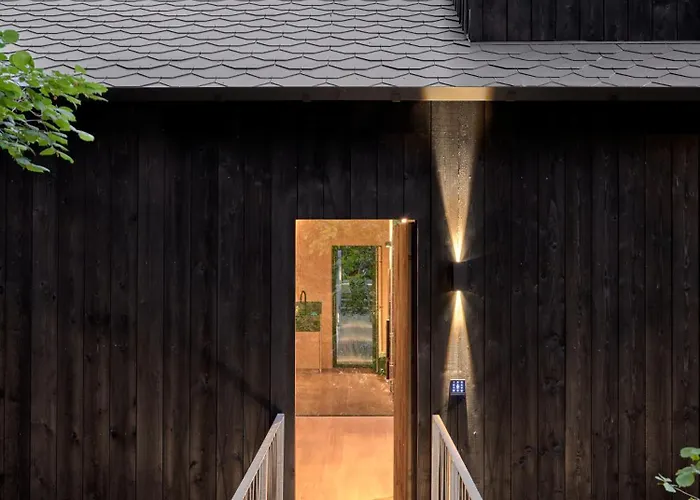 Hutstuf The Eagle & Private Outdoor * La-Roche-en-Ardenne