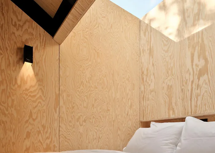 Hutstuf The Eagle & Private Outdoor